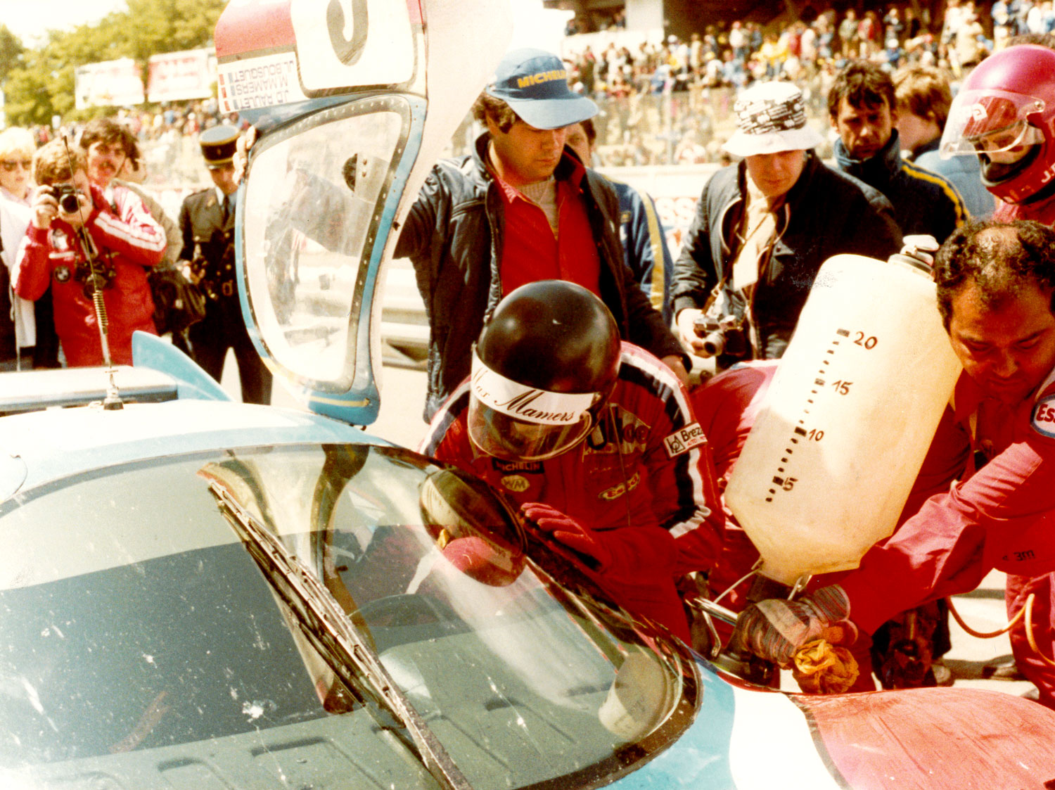 1977 - Le Mans - WM - Ravitaillement-2